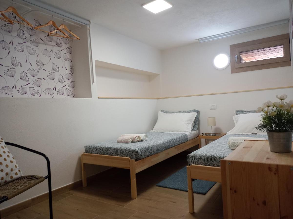 Vacanze Nella Casetta Pula Eksteriør billede